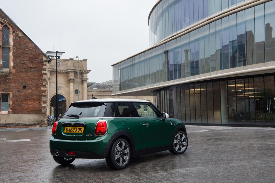  Mini Cooper 60 Years Edition (F56) 2019 года  (WW) (фото 4 из 189)